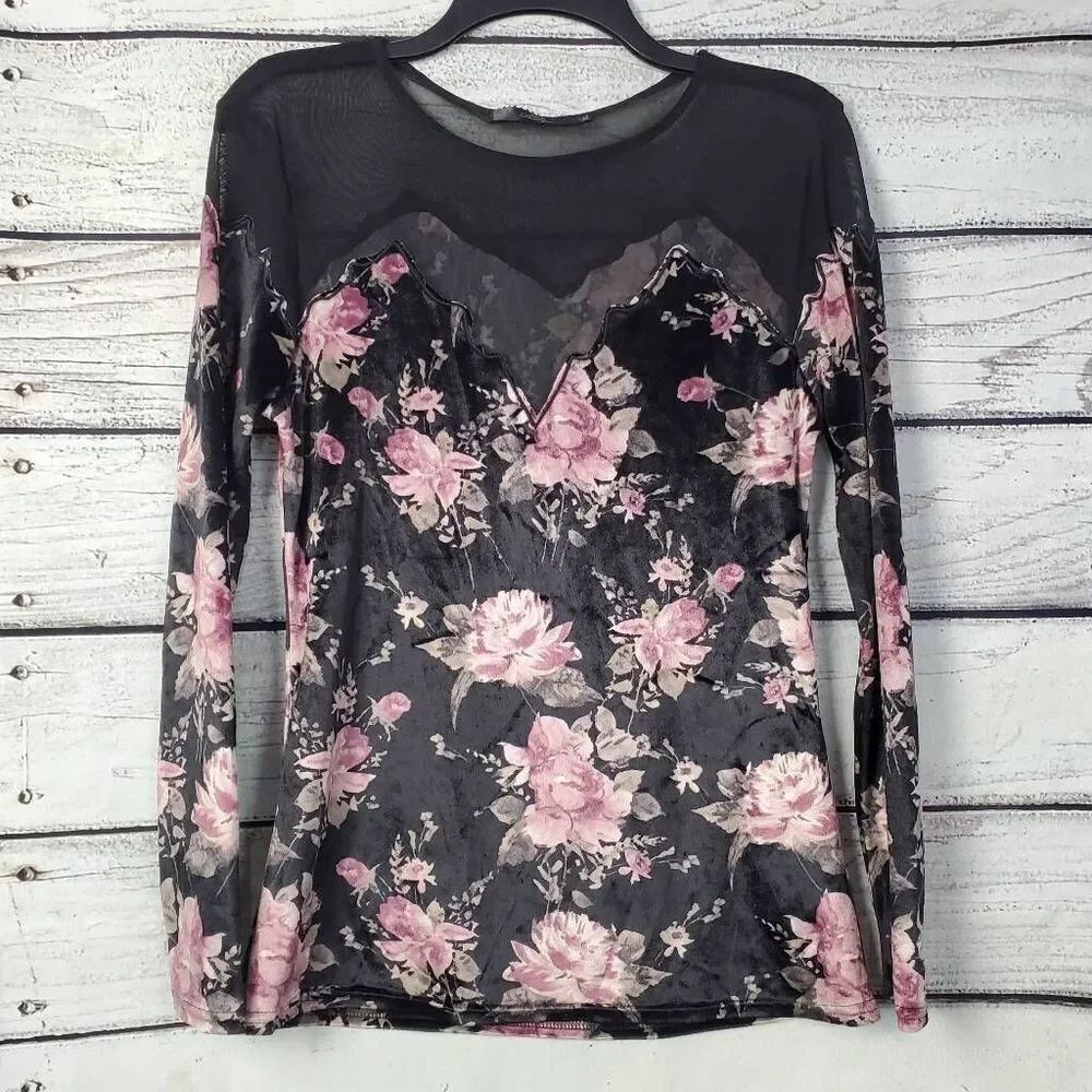 BKE Boutique Women's M Black Mesh Velvet Floral Print Long Sleeve Top Scalloped